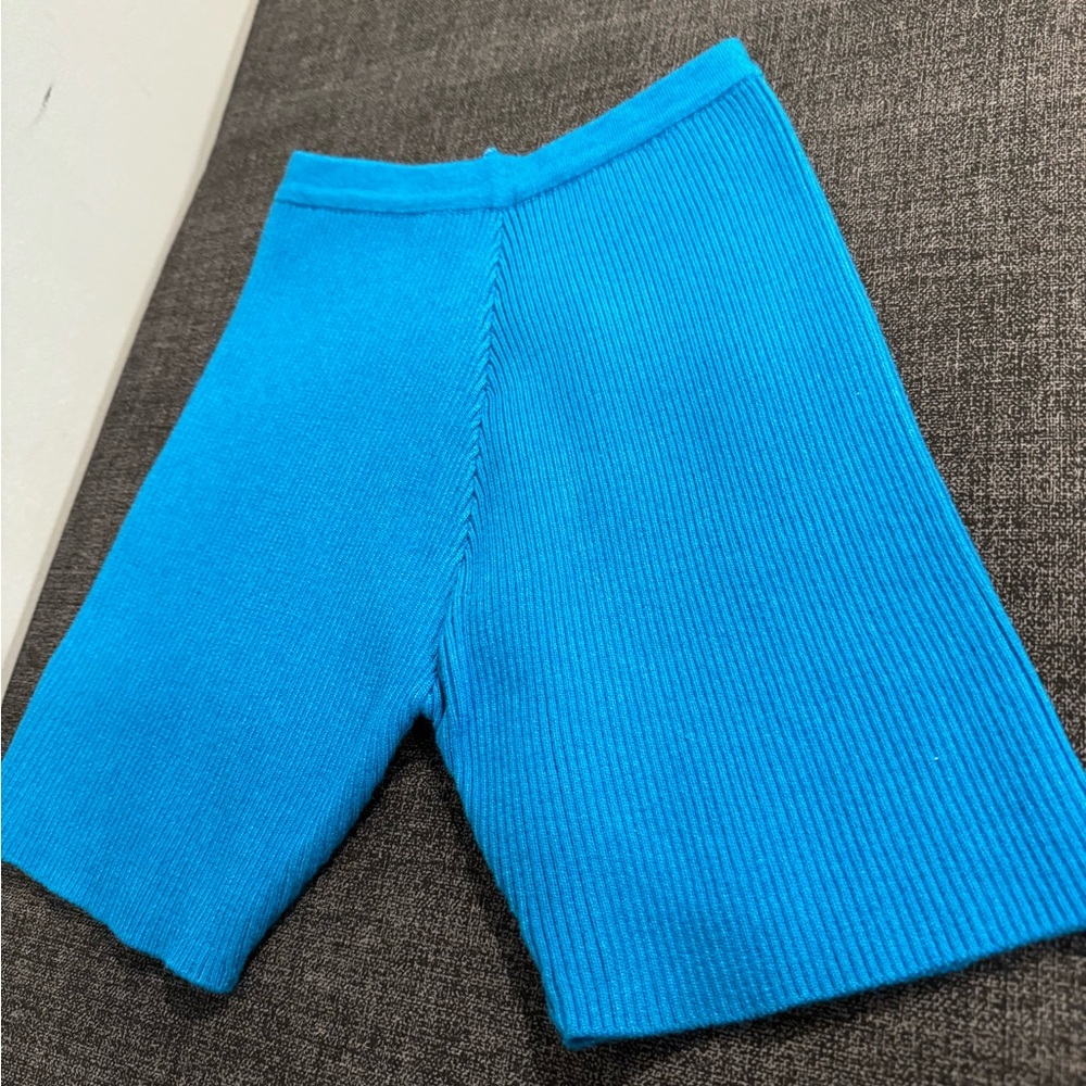 APPARIS New, beautiful shorts